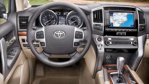 2013 Toyota Land Cruiser Accessories 500x281 2013 Toyota Land Cruiser as an Amazing Toyota SUV