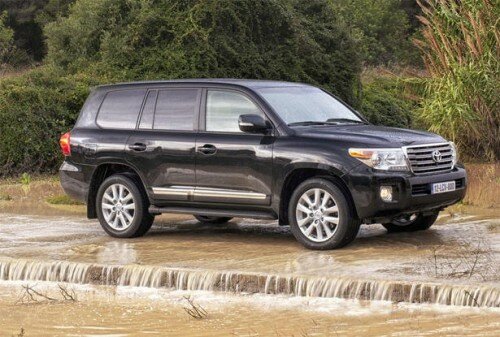 2013 Toyota Land Cruiser Video 500x337 2013 Toyota Land Cruiser as an Amazing Toyota SUV