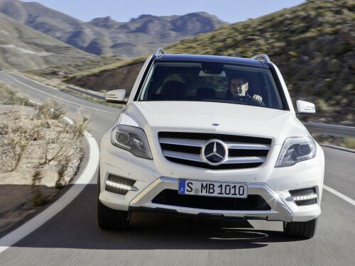 Mercedes GLK 2013 500x375 Mercedes GLK 2013 as the New and Modern Jeep Car